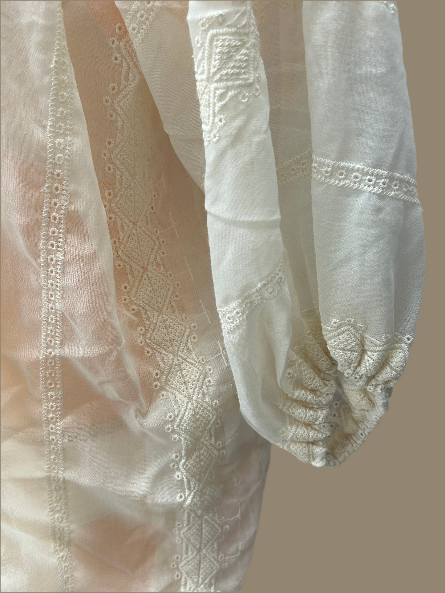 LA BOUTIQUE - BLUSA ETNICA GRECA