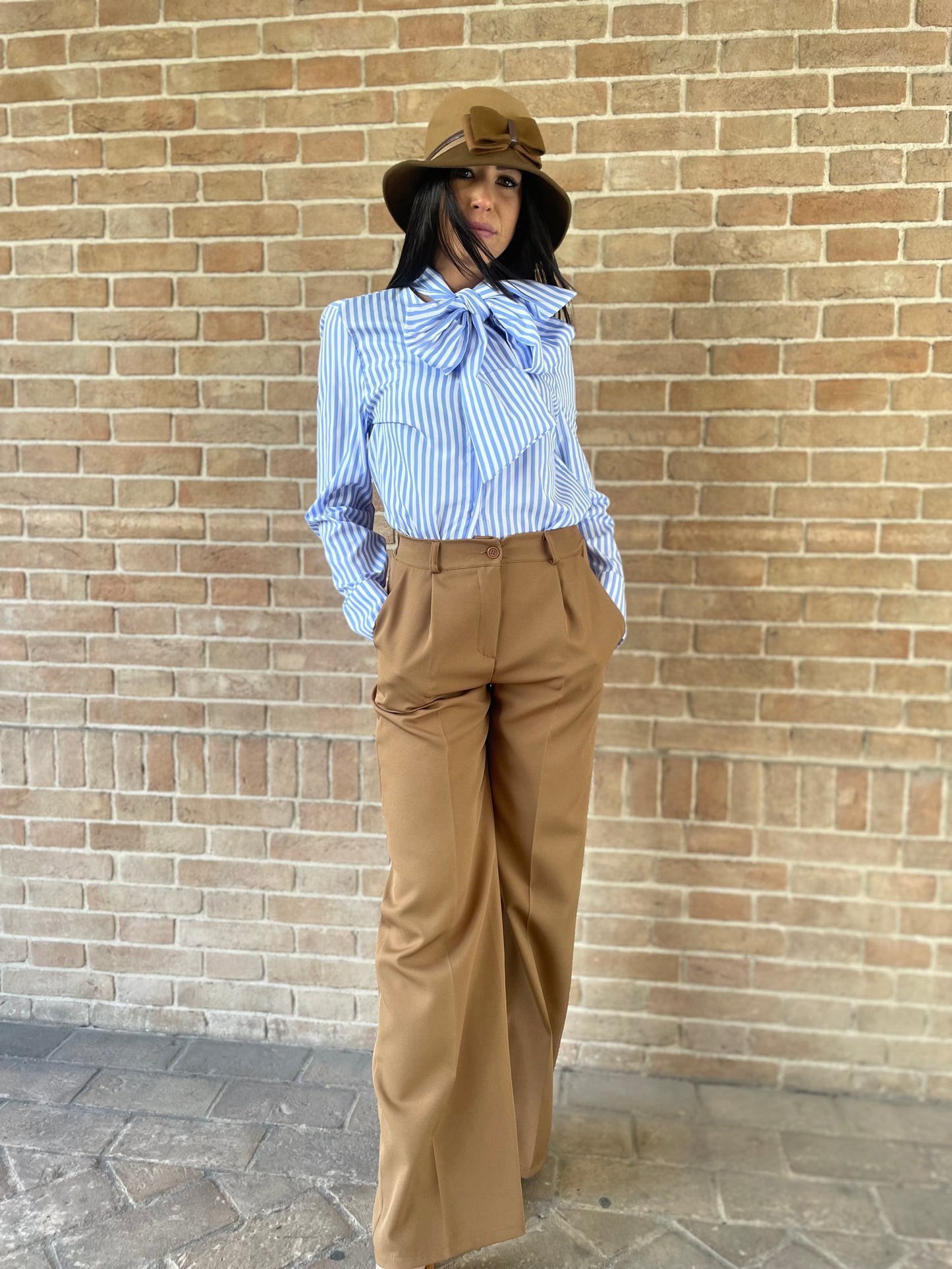 MISSLOVE - SET CAMICIA RIGA E PANTALONE