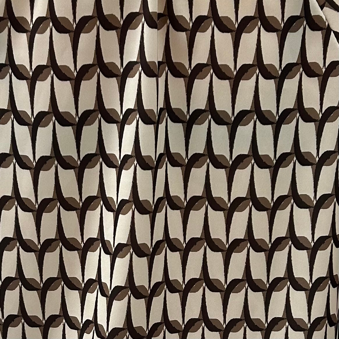 MISSLOVE - BLUSA FANTASIA GEOMETRICA